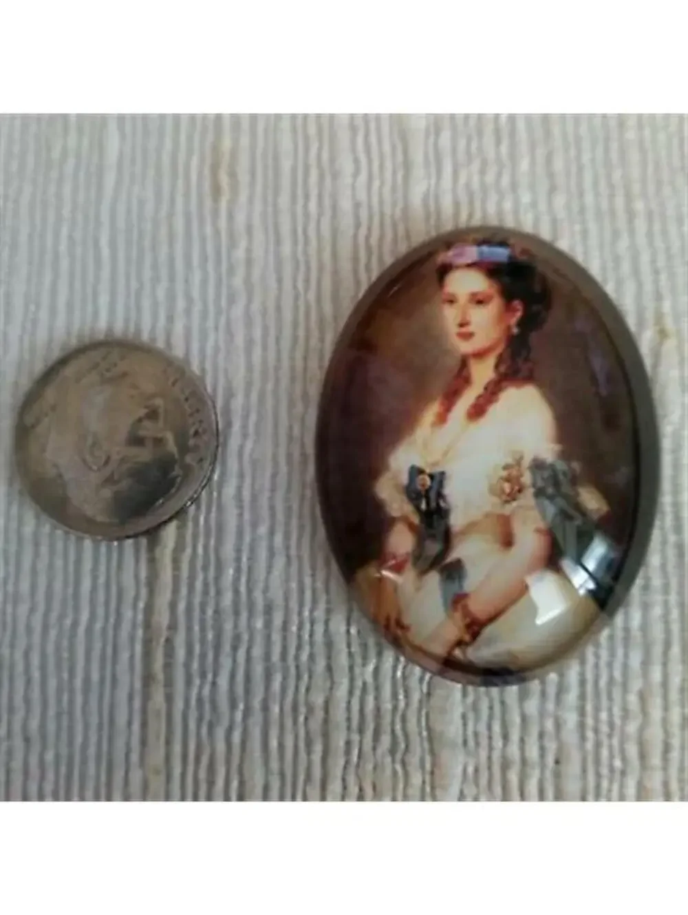 Vintage Victorian Style Lady Blue Bow Cameo Tempered Glass Oval Cabochon 40x30mm